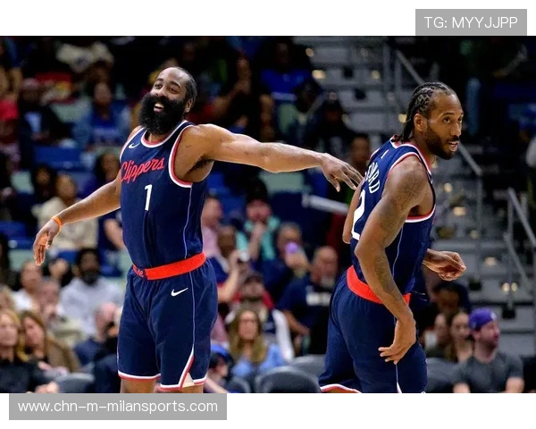 布克两场双杀快船！关键回合连续打成定乾坤