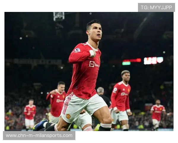 C罗曼联旧账重提，再度引爆英超舆论